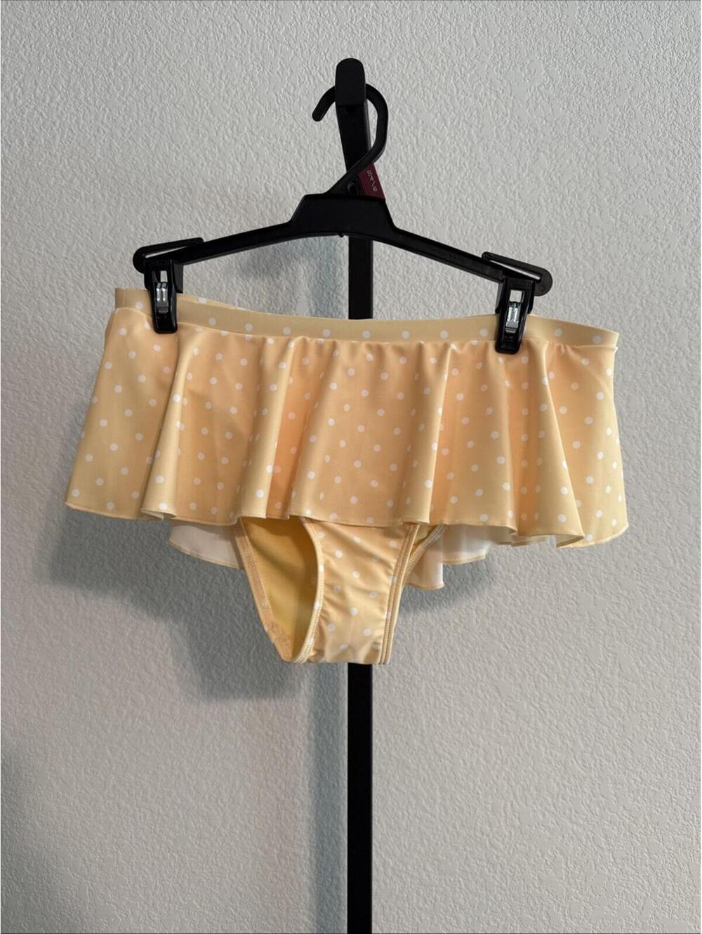 NWT No Boundaries NOBO Yellow Polka Dot Bikini Bottom w/ Peplum S (4-6)